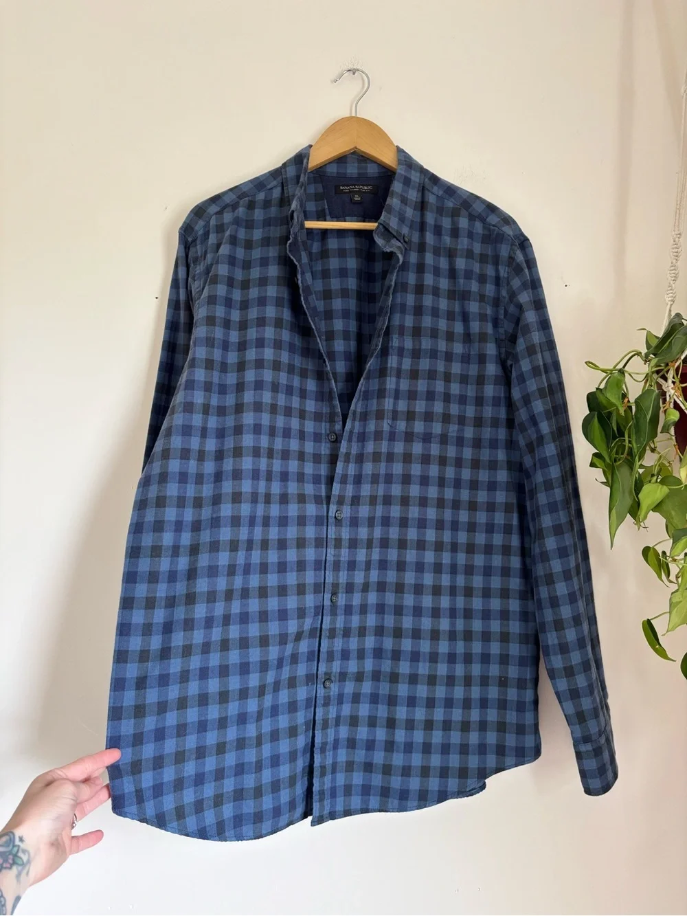 Banana Republic Luxe Flannel Button Down In Blue